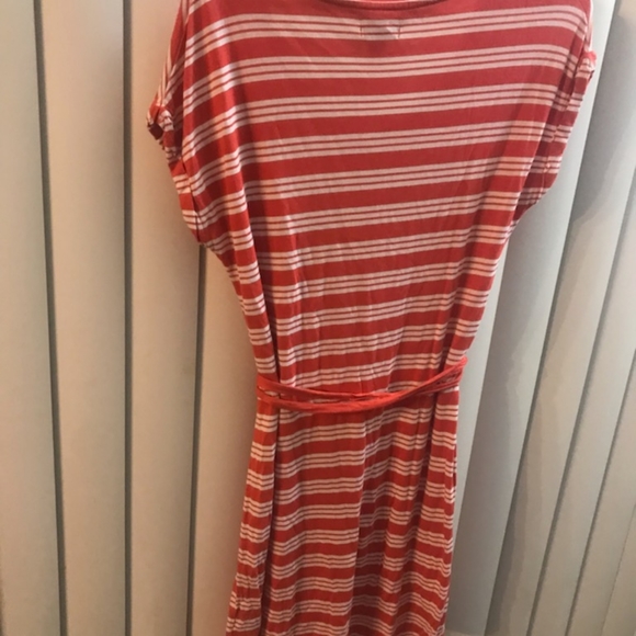 Old Navy T-Shirt Style Dress - Picture 5 of 5
